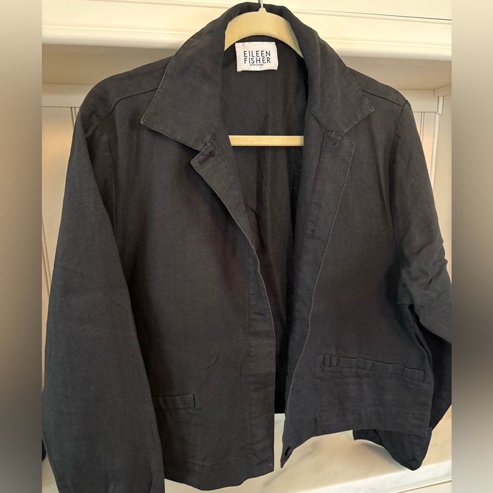Eileen Fisher cropped linen blazer black - size M